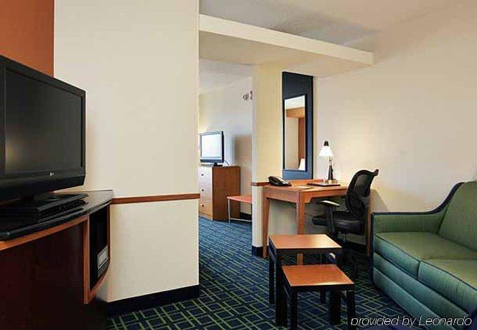Fairfield Inn & Suites - Buffalo Airport Cheektowaga Rom bilde
