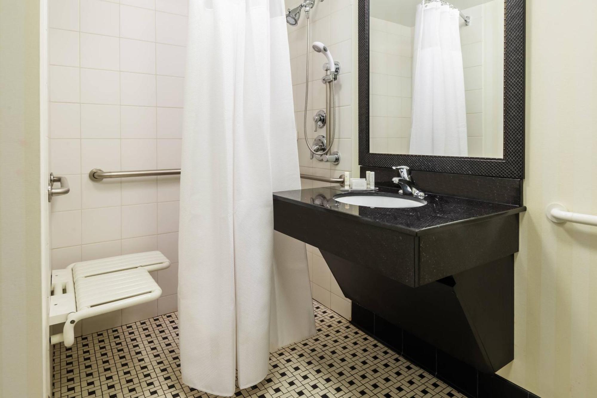 Fairfield Inn & Suites - Buffalo Airport Cheektowaga Eksteriør bilde