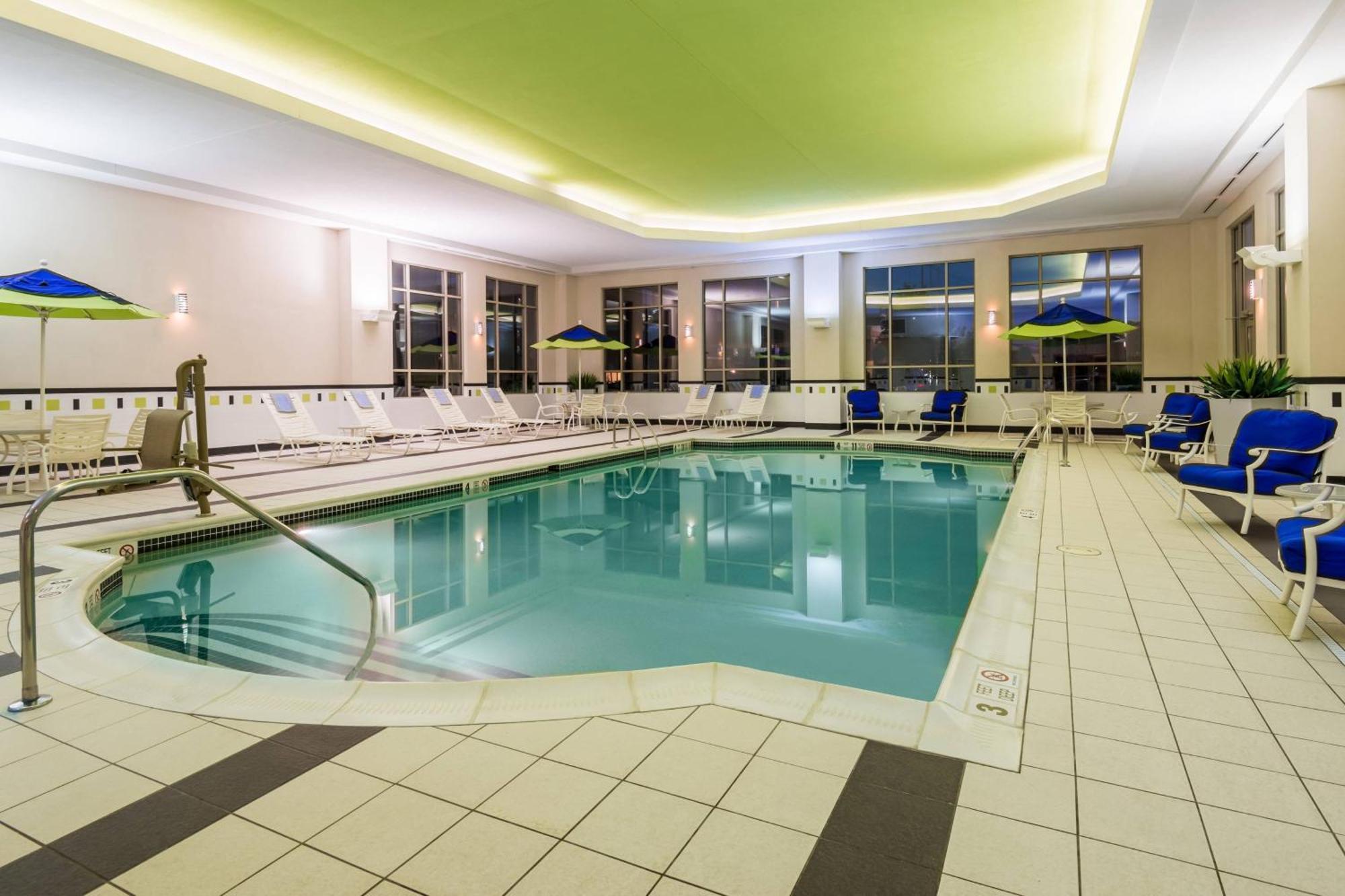 Fairfield Inn & Suites - Buffalo Airport Cheektowaga Eksteriør bilde