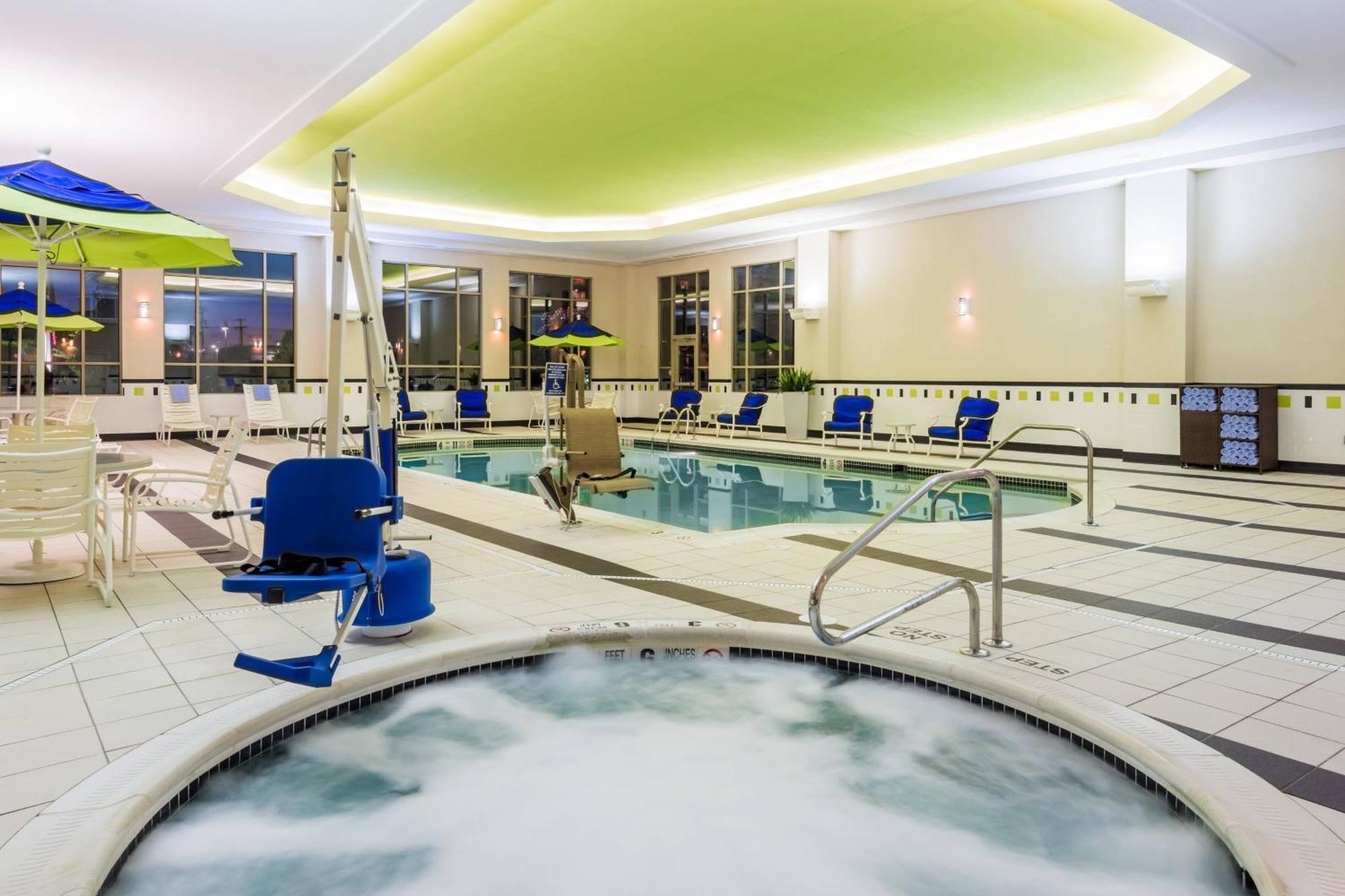 Fairfield Inn & Suites - Buffalo Airport Cheektowaga Eksteriør bilde